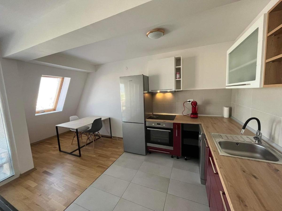 Amazing View-Centrally Located-Brand New Skopje Bagian luar foto