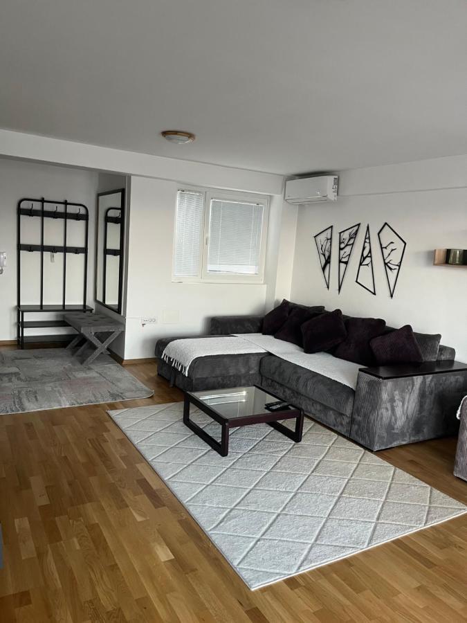 Amazing View-Centrally Located-Brand New Skopje Bagian luar foto